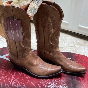 LUCCHESE BOOTS NWTS